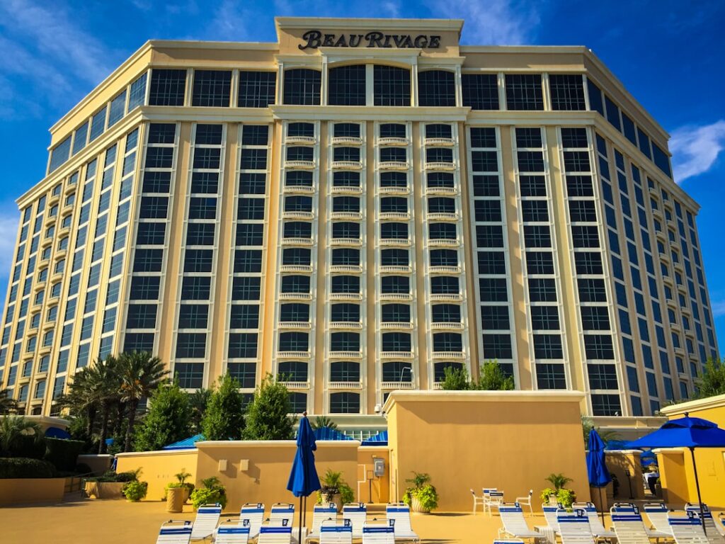 1. The Sweet Spot Window: 3-7 Days Before Arrival