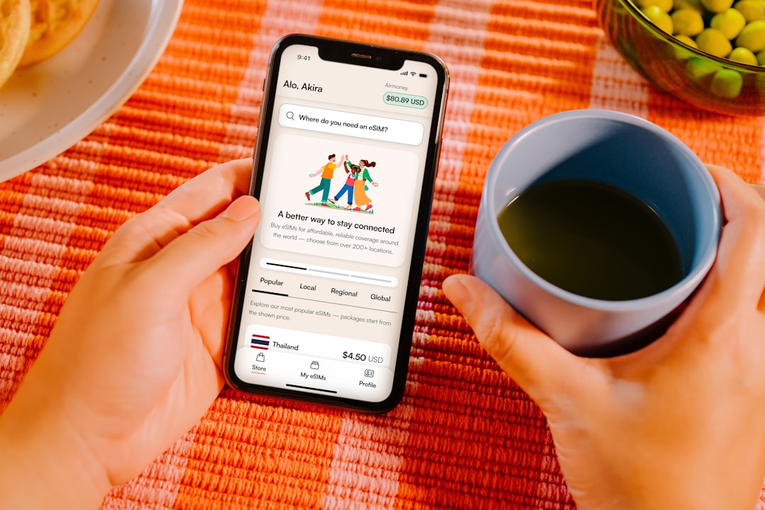 Best Time to Book Hotels Using Travel Apps: The Smart Traveler’s Guide to Maximum Savings