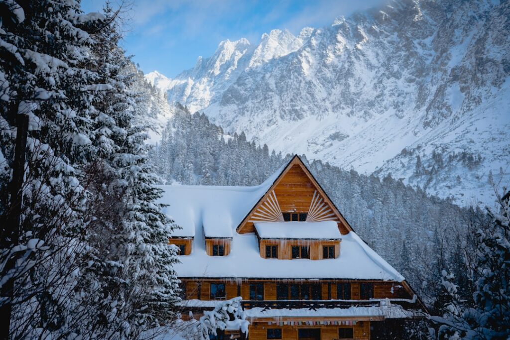 The Art of Strategic Winter Hotel Booking