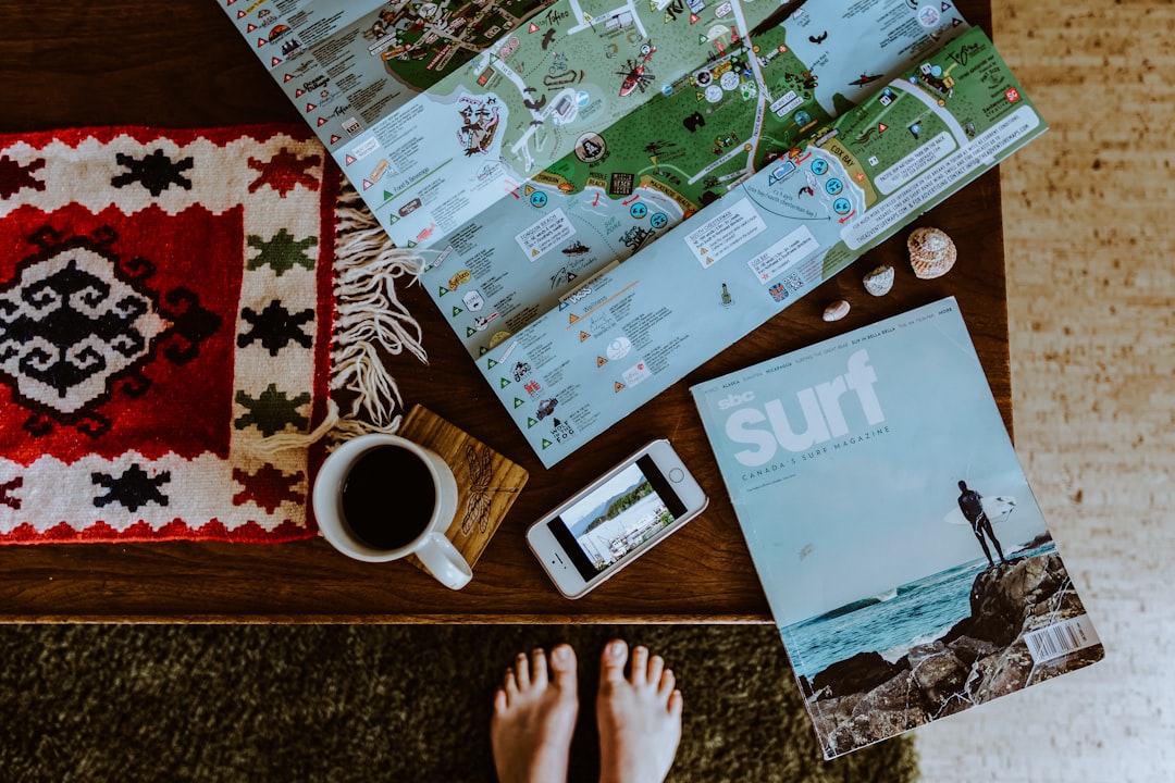The Sophisticated Traveler’s Guide: When to Book Hotels for Your Perfect Road Trip
