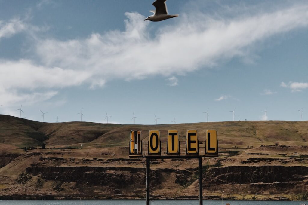 The Psychology Behind Hotel Pricing for Road Trip Routes